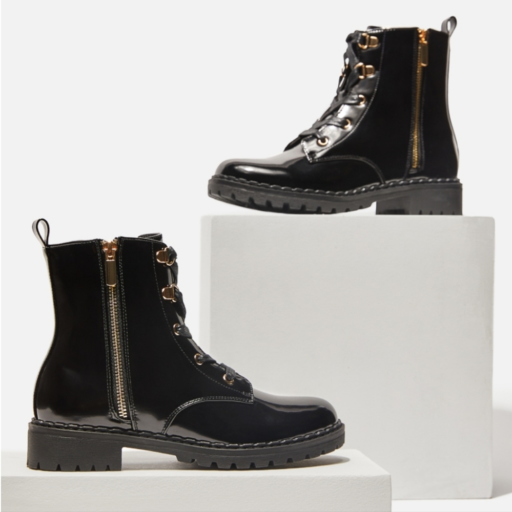 🌟 NEW 🌟 Zip Up Combat Boots